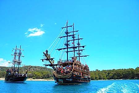 Antalya Korsan Tekne Turu